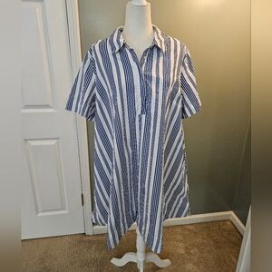 Old Navy Women's Size XL Blue and White Striped Shirt Dress with Pockets
